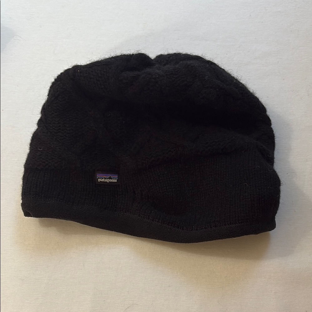 Patagonia Classic Black Knit Hat